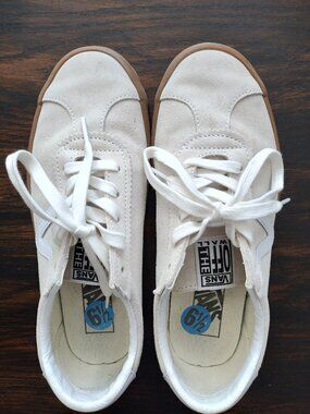 Unisex VANS suede